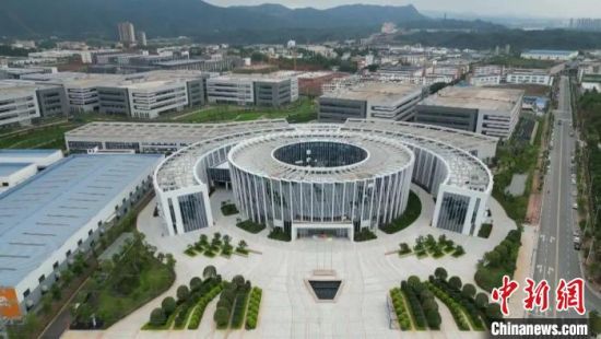 圖為中國稀金谷永磁電機(jī)產(chǎn)業(yè)園。　贛縣區(qū)融媒體中心供圖